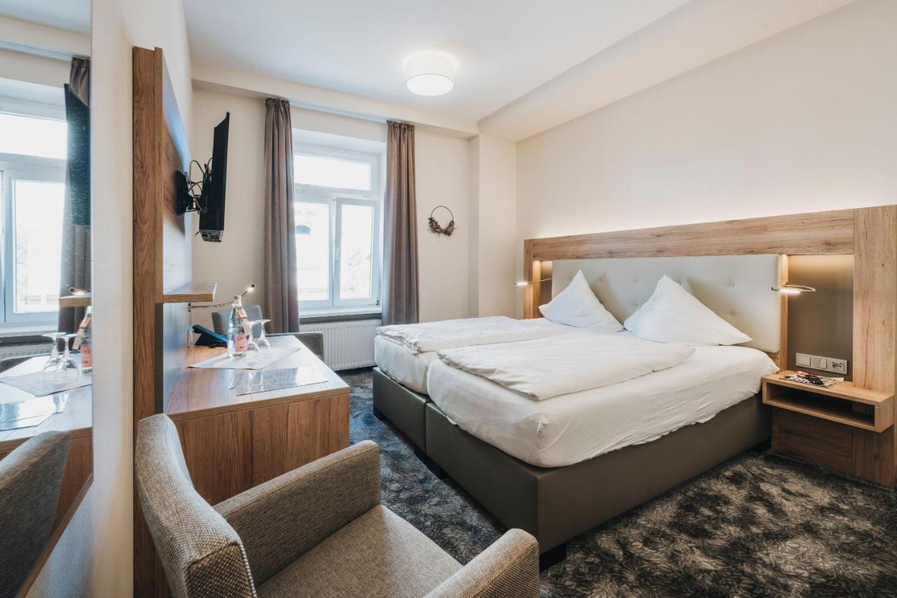 Hotel Restaurant Roemer Merzig Kültér fotó