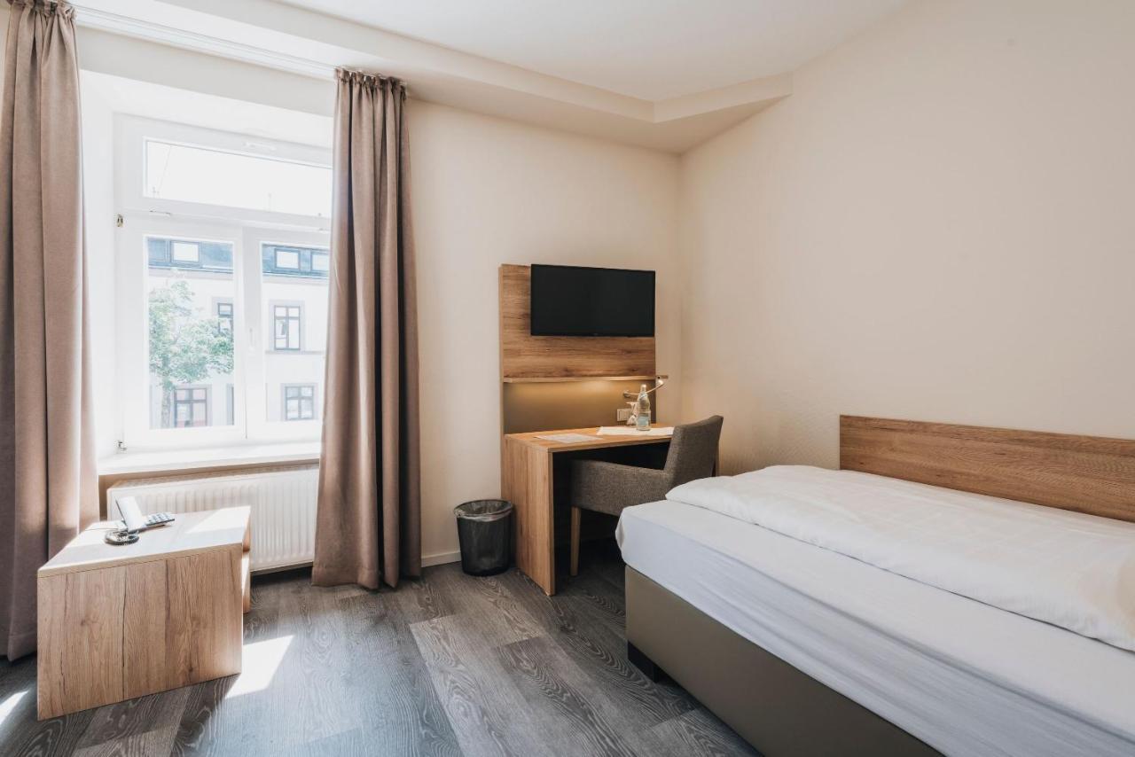 Hotel Restaurant Roemer Merzig Kültér fotó